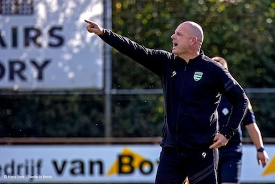 Van der Ziel langer bij WZC • Mulder door bij EZC’84 • Nieuwe club Van Loen • Continuïteit bij SV Za