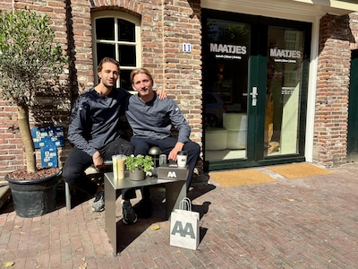 Van Matennaaiers tot drankjes splitten: deze Timmen openen samen restaurant Maatjes