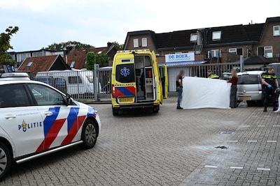 Dodelijk ongeluk in Barneveld: automobilist raakt onwel en verliest macht over het stuur