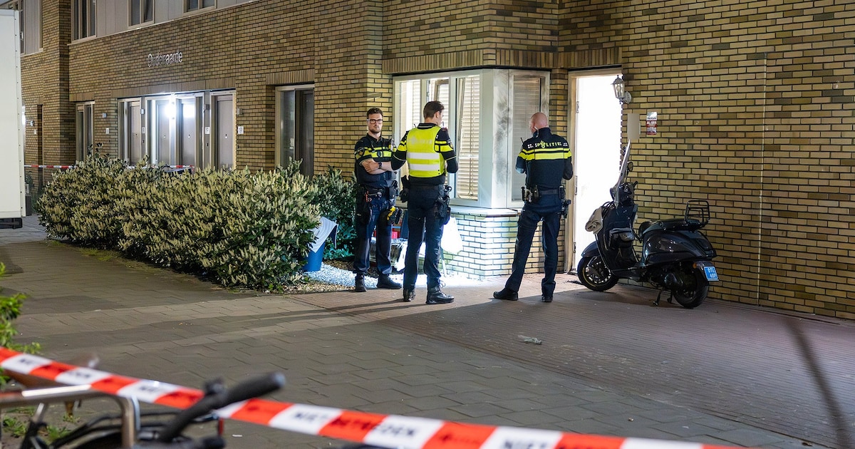Explosie in straat in Amsterdam, omgeving afgezet voor onderzoek