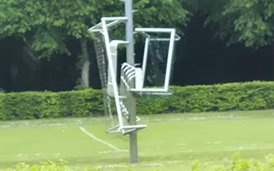 Vandalen houden huis bij voetbalclub in Amersfoort: ‘Vintage kleedje met Moederdag? Het komt uit ons