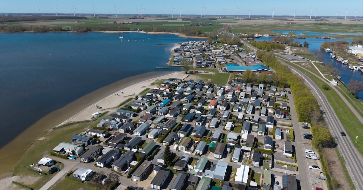 Lezers verbaasd over statushouders die in caravans mogen wonen. Gemeente Elburg legt uit