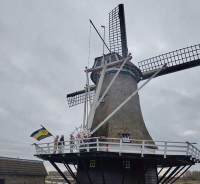 Molenaar van Daams’ Molen in Vaassen slaagt voor regionaal examen