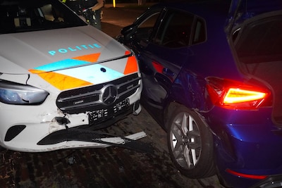 Man uit Apeldoorn (32) vlucht in volle vaart voor politie, maar wordt toch aangehouden
