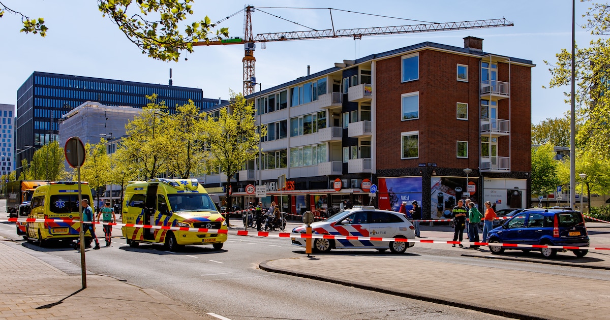 Fatbiker gewond na botsing op de Peter van Anrooystraat in Amsterdam
