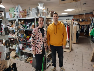 Deze winkel in Apeldoorn krijgt 500 mensen per dag over de vloer: 'We zijn toegankelijk voor iederee