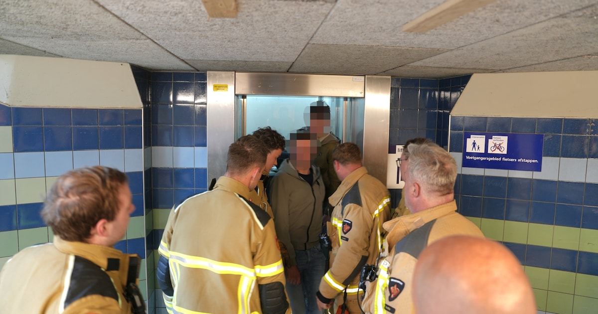 Opnieuw zitten mensen vast in ‘horrorlift’ op treinstation in Meppel