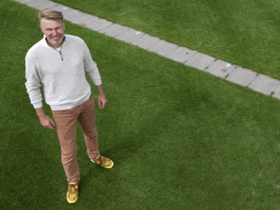 FIFA-experts zijn sceptisch over idee van Arno, even later staan ze te applaudisseren in de Achterho