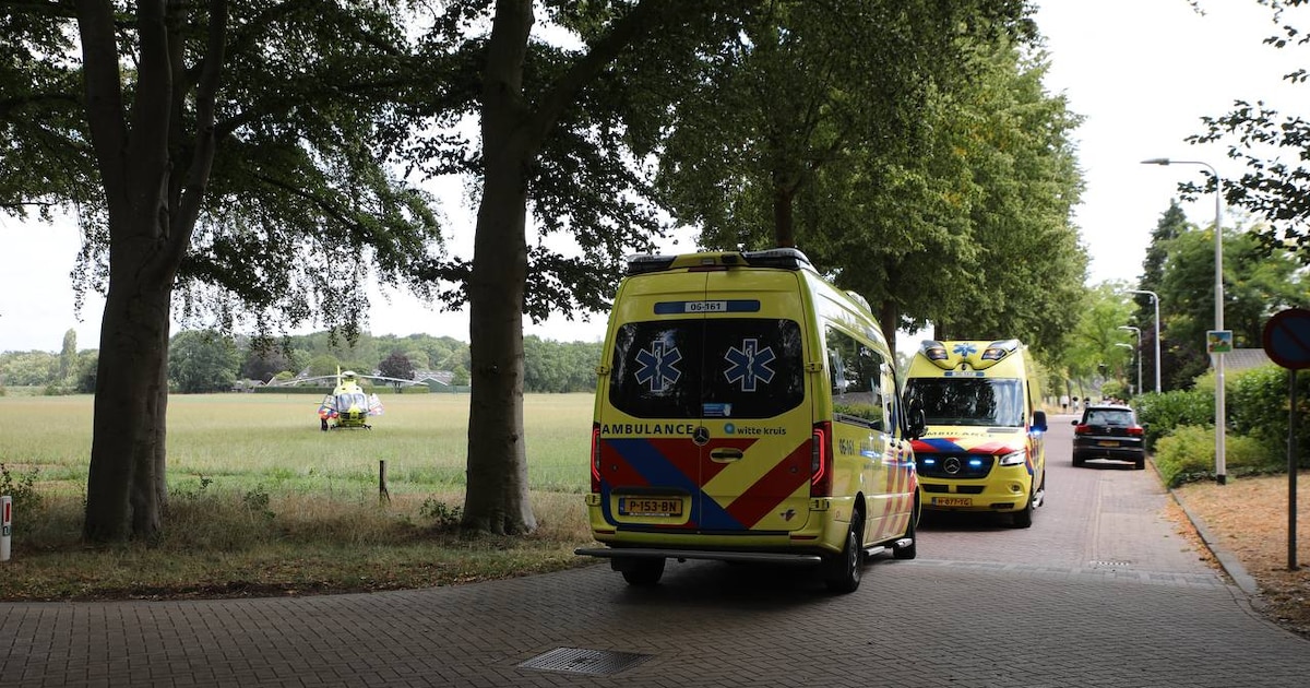 Bewoner (38) van azc in Zutphen raakt ernstig gewond door steekpartij