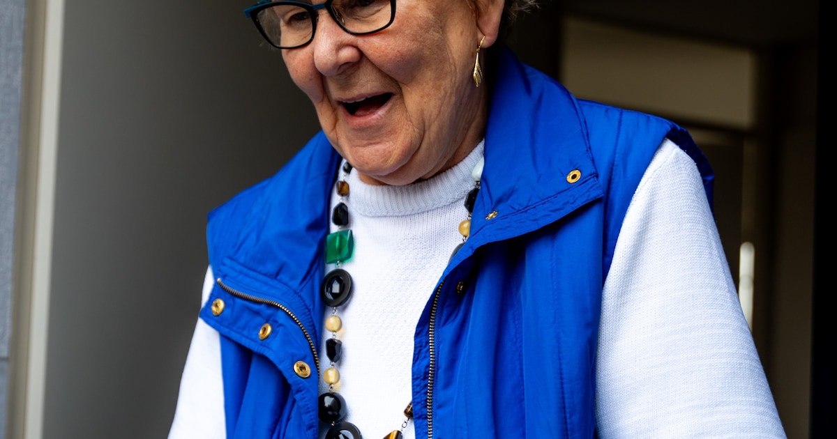 In Zwolle worden weer kerstpakketten uitgedeeld aan alleenstaande ouderen