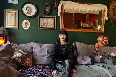 Binnenkijken bij Miyanne: ‘Het is een beetje oma en een beetje 8-jarig jongetje’