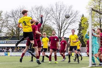 Zes gescheurde kruisbanden binnen anderhalf seizoen bij Ruurlo: ‘In 16 jaar als trainer nooit meegem