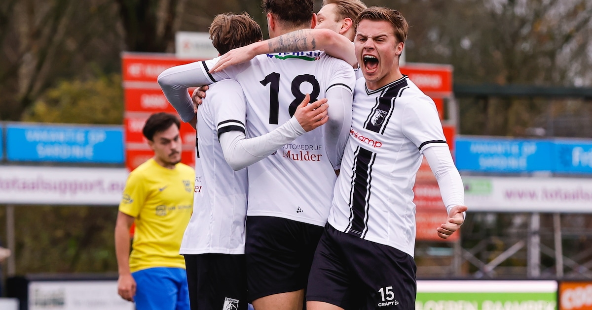 LIVE | Toppers in Zwolle en Deventer, degradatiekraker op Urk