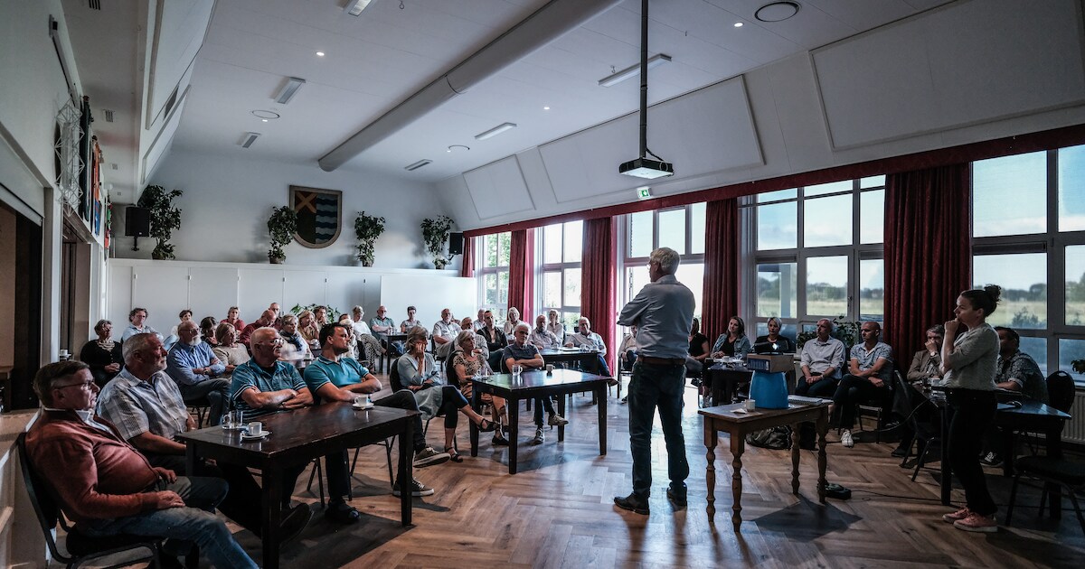 Dorpshuis Groessen en de dorpsraden zijn boos over de bezuinigingsplannen van de gemeente: ‘Dit moet