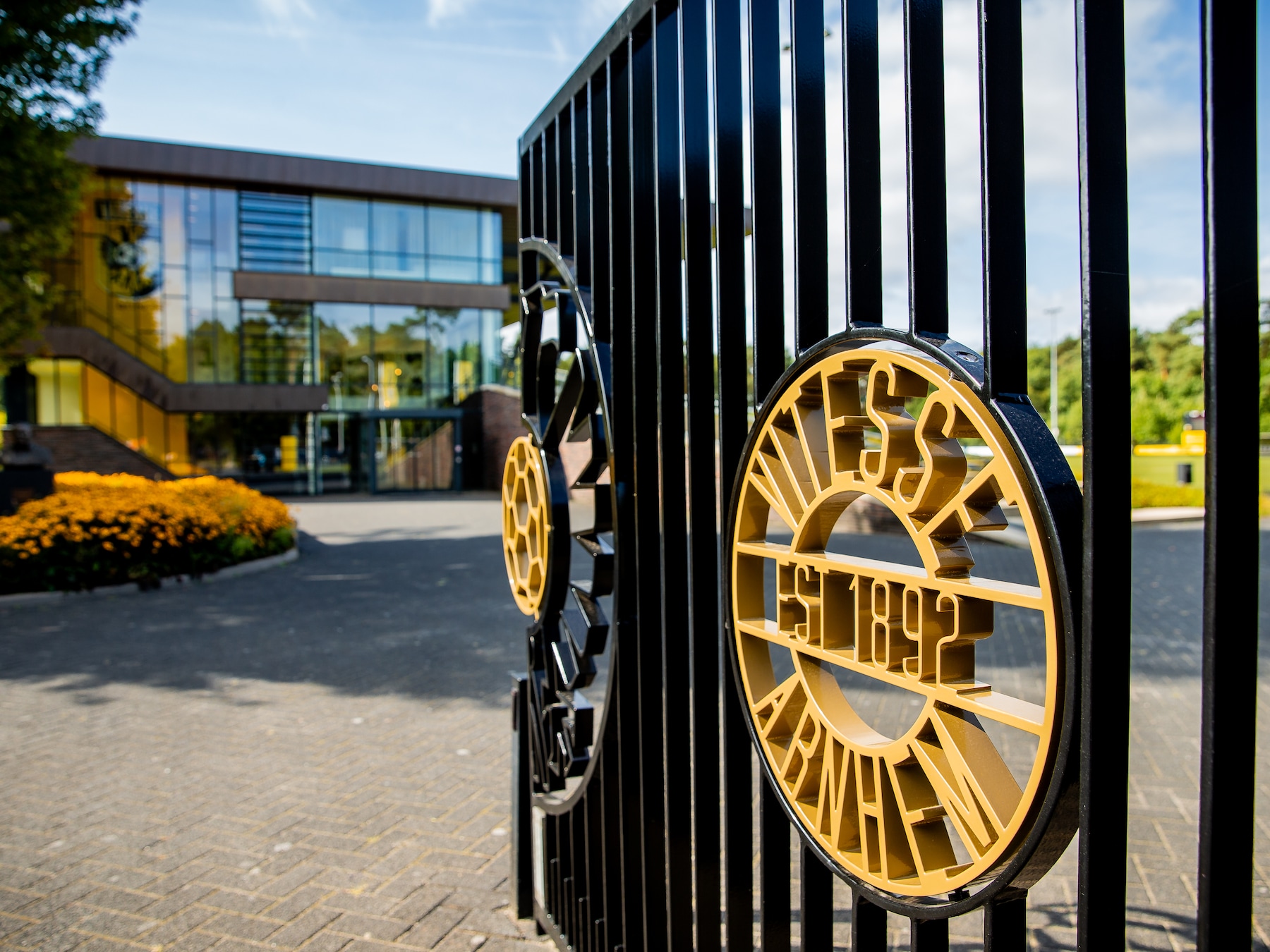 Wie krijgt er van Vitesse een contract? Dit zijn de concrete opties