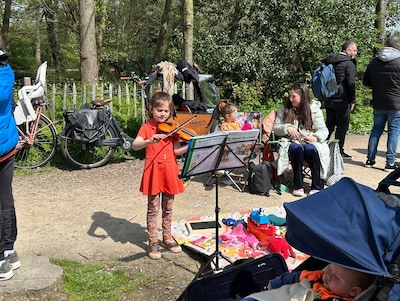 Alles wat je moet weten over vrijmarkten op Koningsdag in Amsterdam