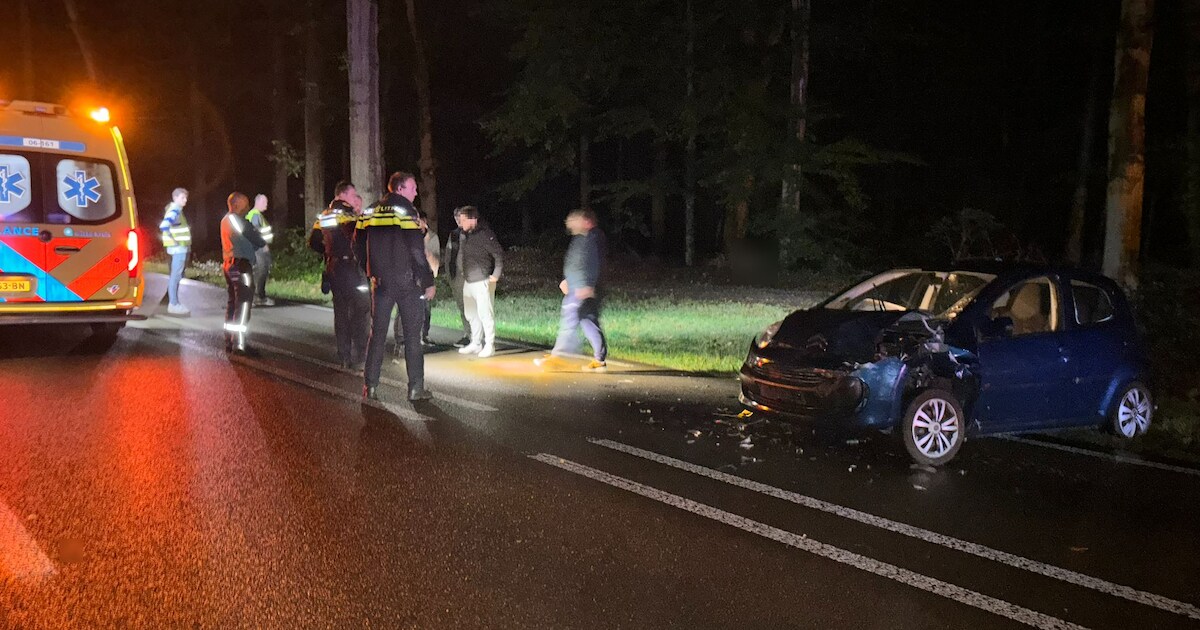 Auto’s botsen op elkaar bij Warnsveld, bestuurder door politie meegenomen | 112 nieuws Zutphen