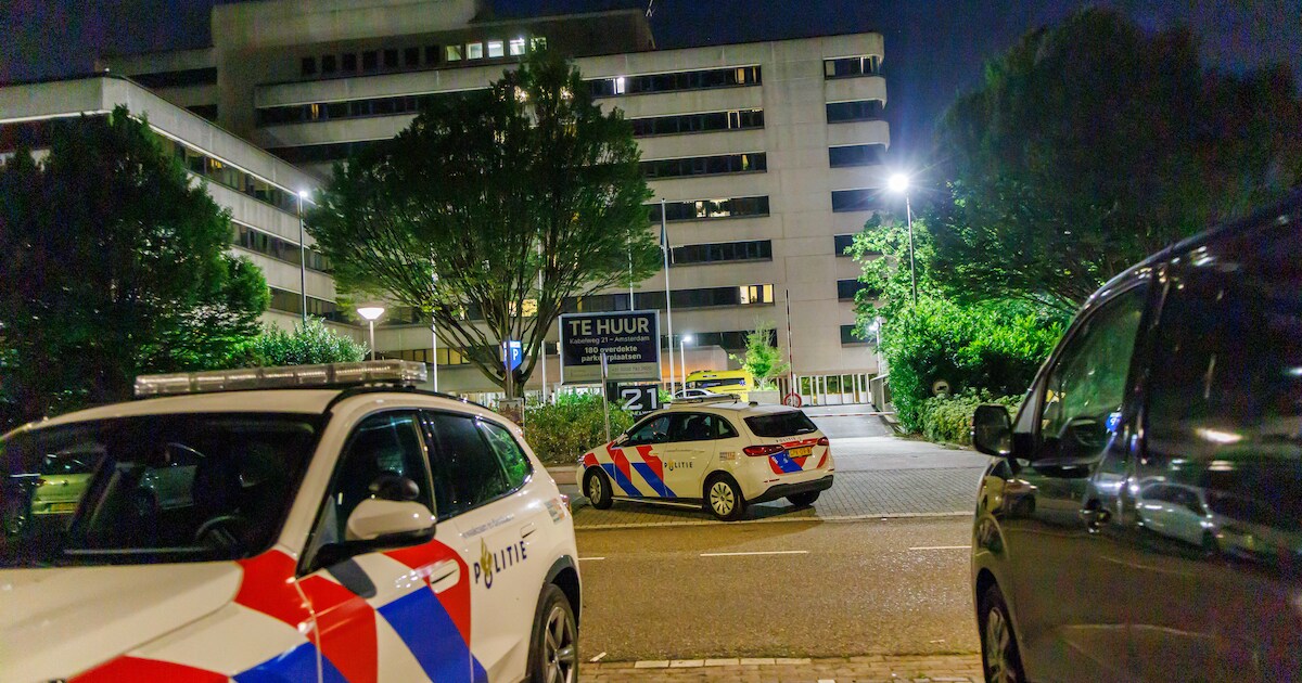 Persoon lichtgewond geraakt na ruzie aan Kabelweg in Amsterdam