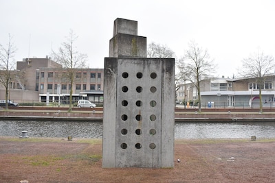 Mysterie opgelost: het verhaal achter het kunstwerk met gaten in Almelo