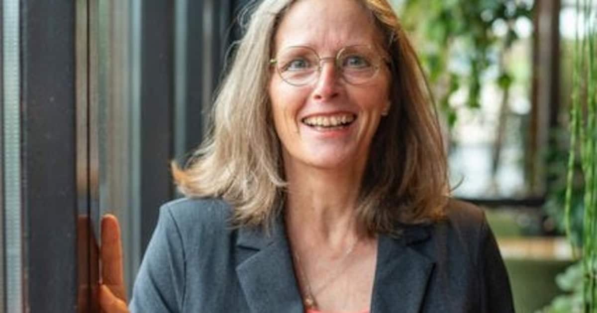 Regina Blom schuift door naar de vrijgekomen D66-zetel in Zeewolde