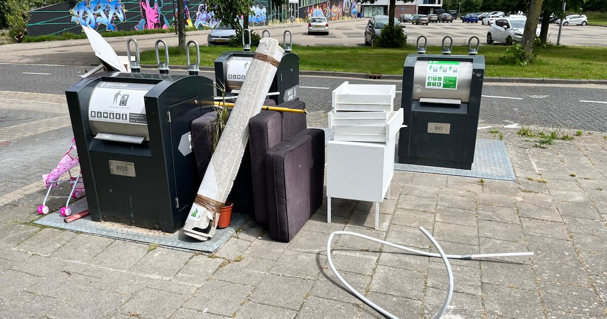 Wijnflessen, meubels en witgoed; afvaldumping blijft probleem in Almere: ‘Bang om iets te zeggen, wa