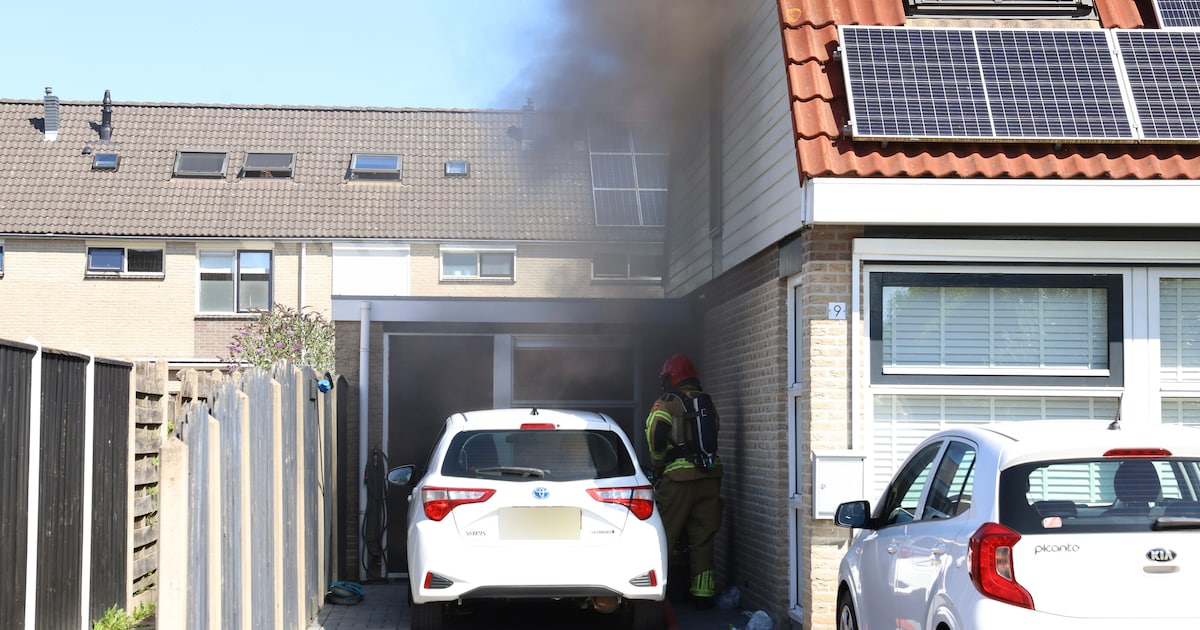Aanbouw van woning in Emmeloord raakt zwaar beschadigd na brand