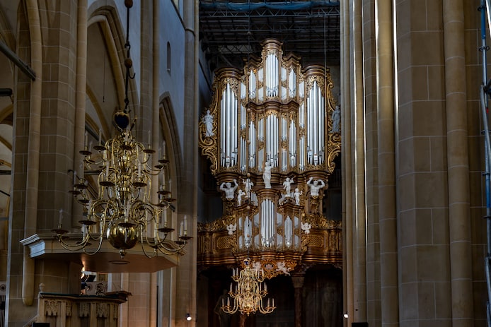 befaamd-hinsz-orgel-in-kampen-toe-aan-peperdure-opknapbeurt-schrok