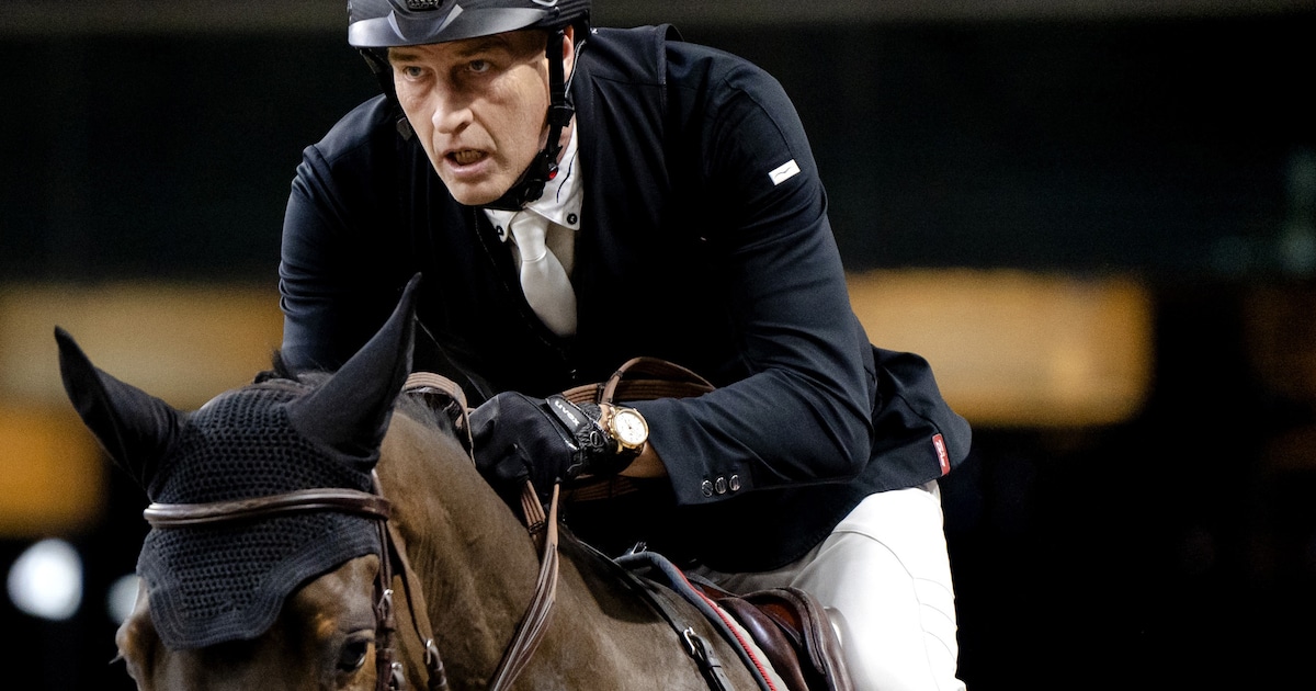 Springruiter Houtzager uit Rouveen wint voor de derde keer Jumping ...
