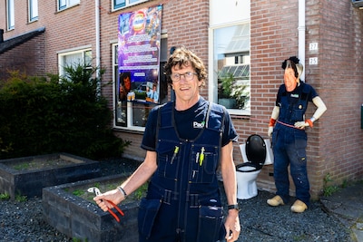 Installateur Bennie stopt na 49 jaar (!) en heeft duizenden Deventer woningen van cv-ketels voorzien