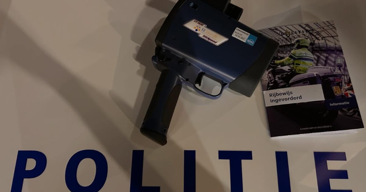 Vier hardrijders in de Noordoostpolder zijn rijbewijs kwijt na politiecontroles