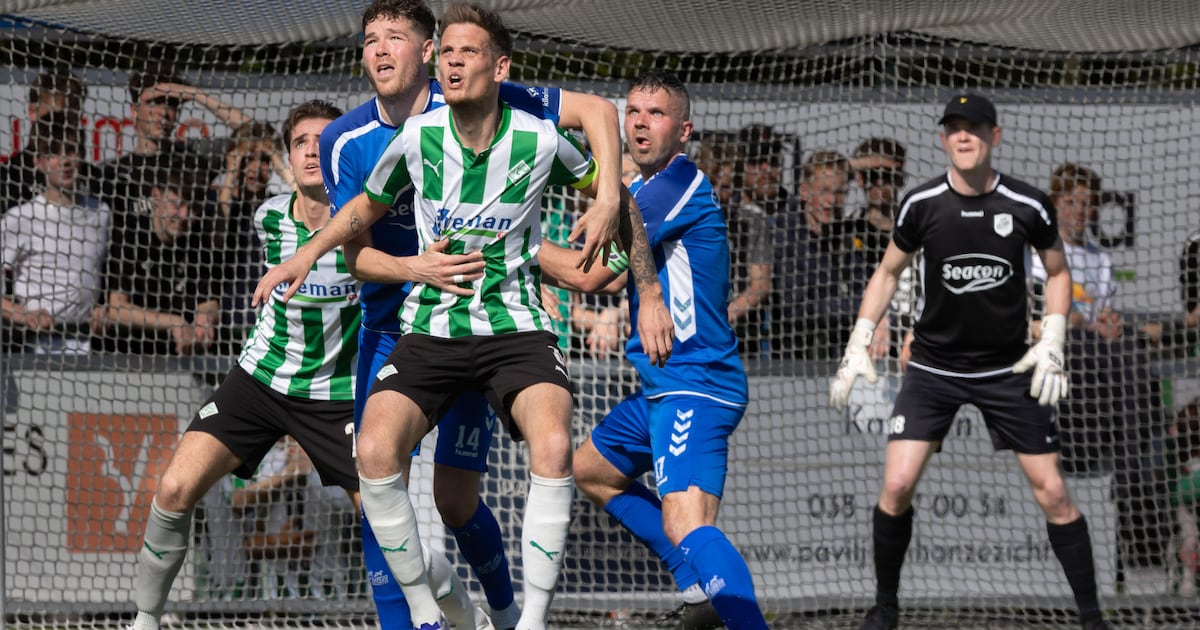 LIVE | Urk en Genemuiden in evenwicht, CSV Apeldoorn leidt in Harderwijk, spannende slotfase in Zwol