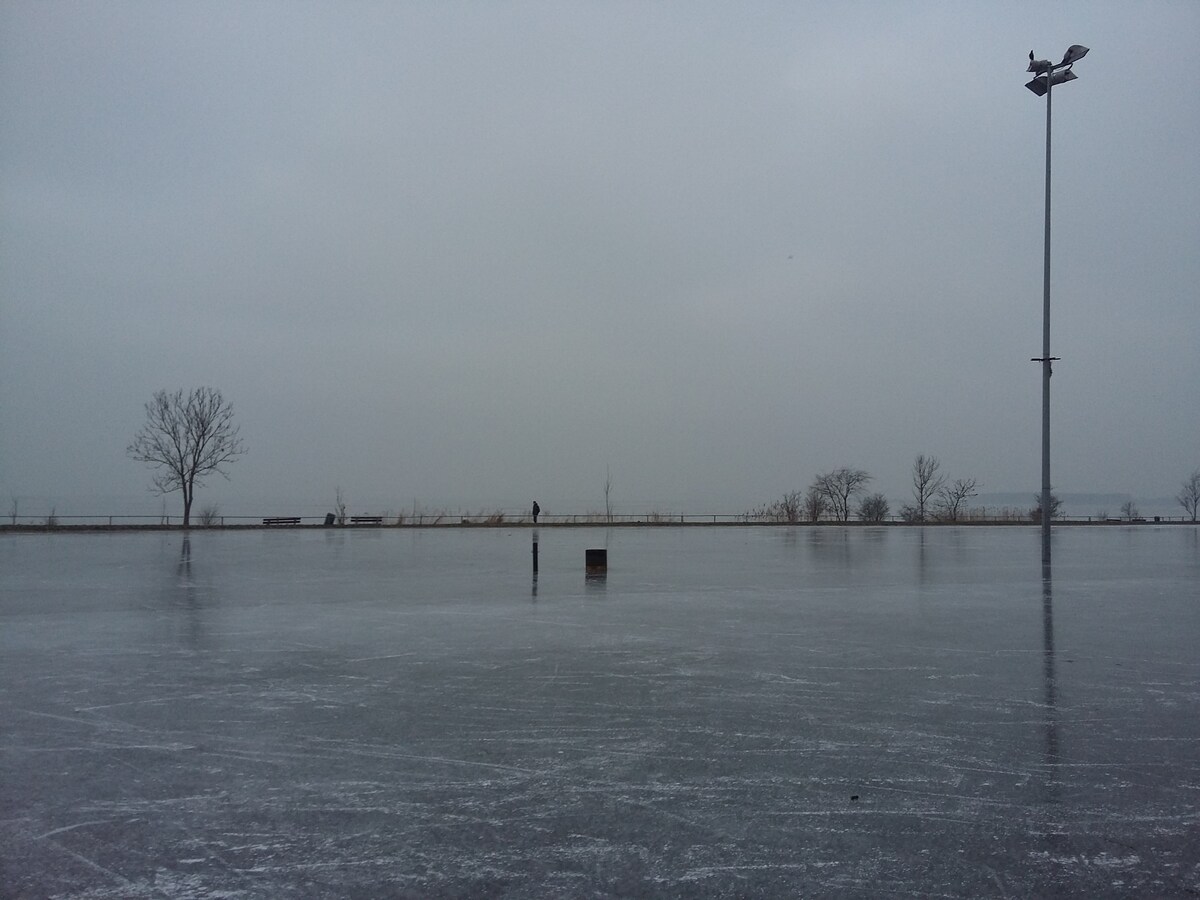 IJsbaan op de Stille Wei in Harderwijk.