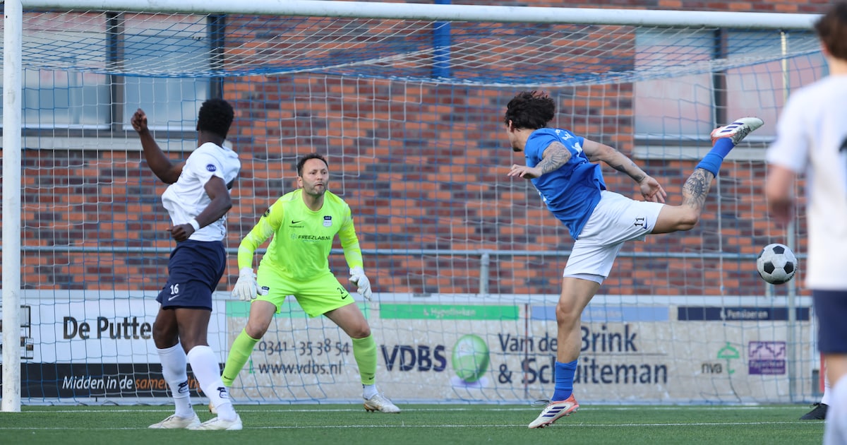 LIVE | Flevo Boys en CSV Apeldoorn op flinke achterstand, Sparta staat er ook niet goed voor