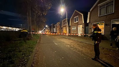 Ontploffing bij voordeur woonhuis in Almelo