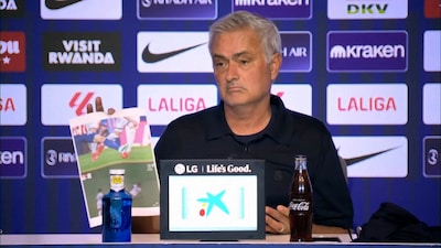 أتلتيكو مدريد يسخر من مورينيو بطريقة طريفة دفاعاً عن الحكام