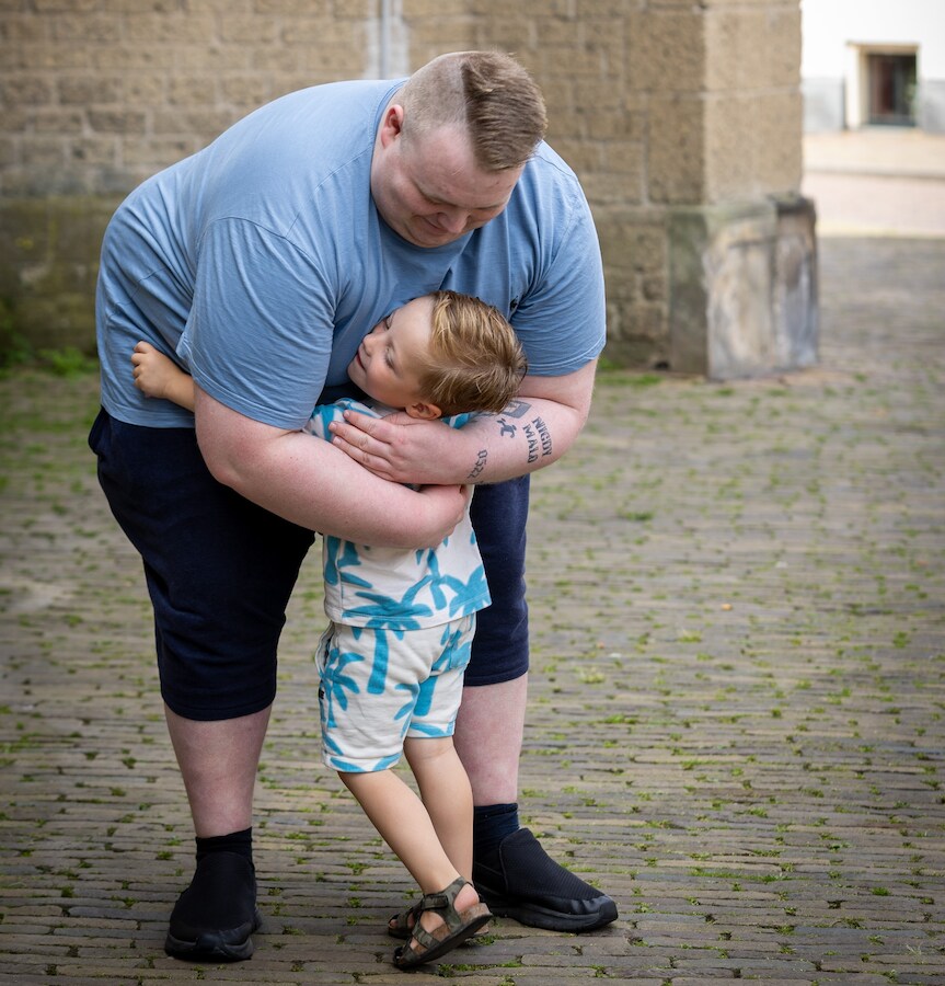Ongeluk met peuter Rock bezorgt Collin een trauma én een nieuwe familie ...