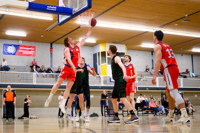 Crackerjacks heeft titel bijna binnen, maar promotie staat pas in mei op het spel: ‘Lastig om niveau