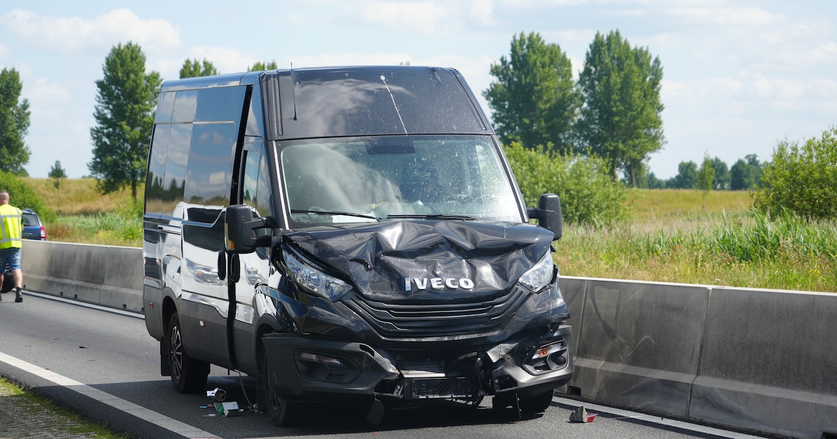 Ongeluk op N50: files tussen Kampen en Zwolle.
