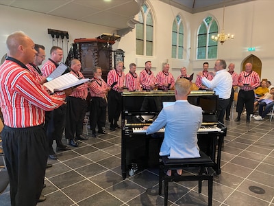 Urker Mans Formatie geeft in september zomers concert in Grote Kerk Epe