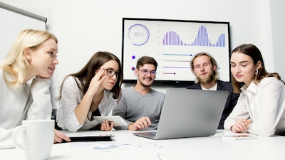 Rutten organiseert gesprek over bedrijfsterrein