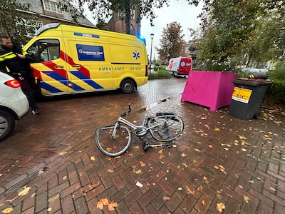 Als strafzaak klaar is, loopt Hengeloër niet weg: hij draait zich om en geeft het meisje een hand