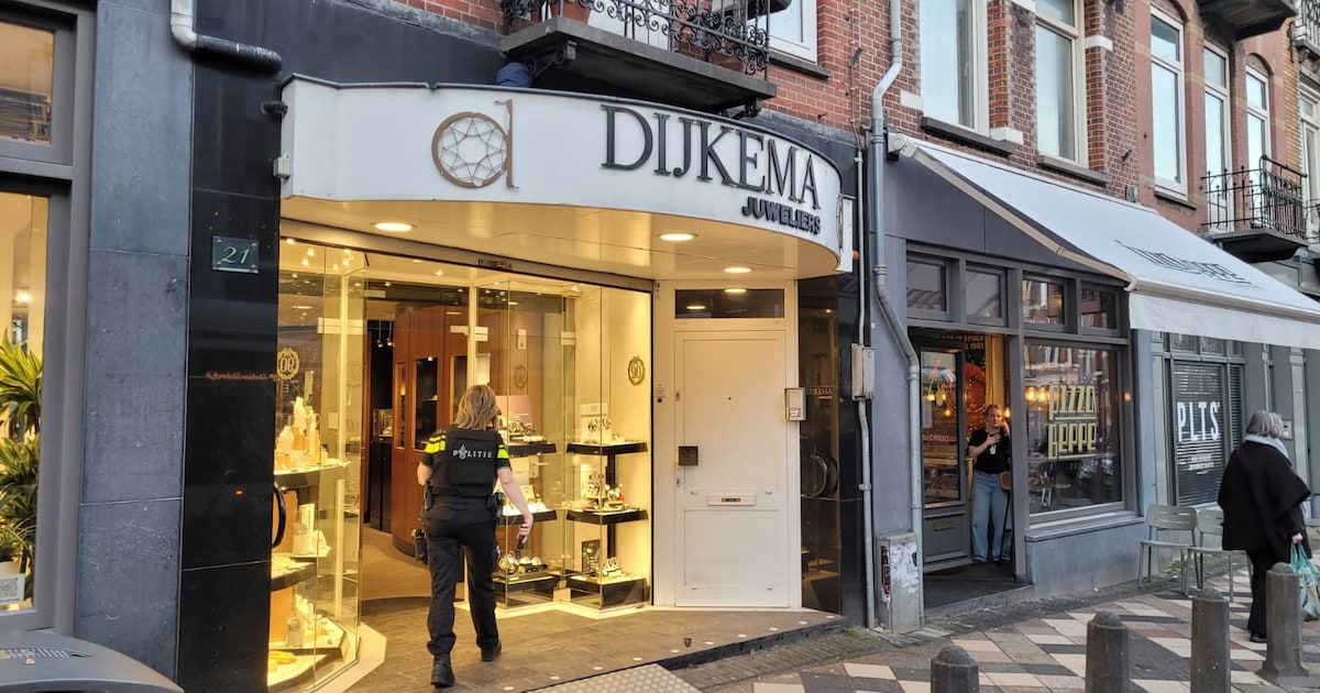 Overvaller juwelier Middenweg snel aangehouden na inzet politiehelikopter