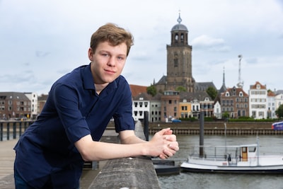 Guido maakt zich op voor tocht door Sahara met zelfgemaakte auto