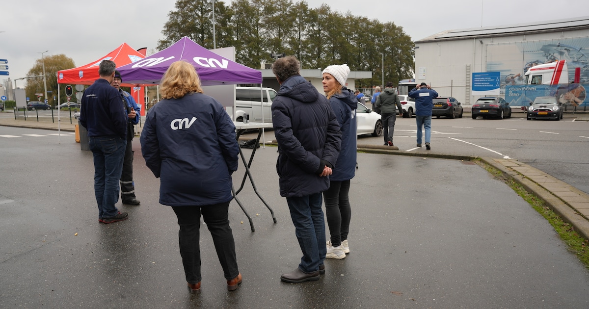 Vakbonden voeren actie bij Voestalpine Polynorm in Bunschoten