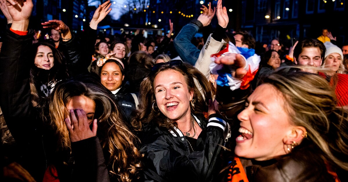 Koningsnacht in Hengelo: hier gaan de voetjes van de vloer