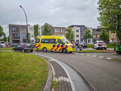 Groot oponthoud door ongeluk tussen auto en fietser in Amersfoortse wijk Vathorst
