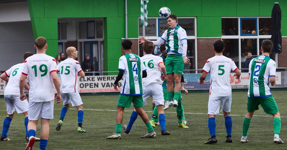 Helios loopt tegen nederlaag aan • ZBC pakt punt met nieuwe trainers • tennisuitslag Sportclub Deven