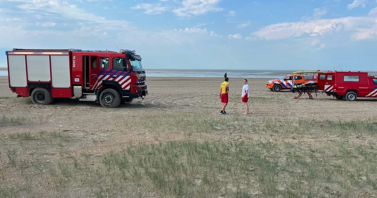Blikseminslag op strand in Zeeland eist leven van Duitse toerist (60)