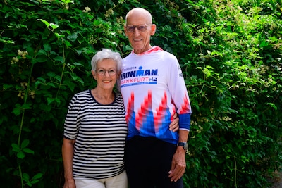 Hans voltooide op zijn 79ste zijn allerlaatste Iron Man: ‘Zonder mijn meisje had ik het echt niet ku