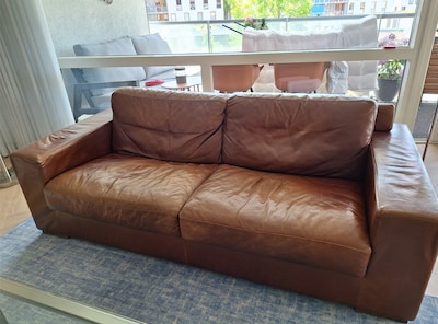 Vier met leer en eentje met stoffen bekleding: op deze plekken kun je terecht voor een bank